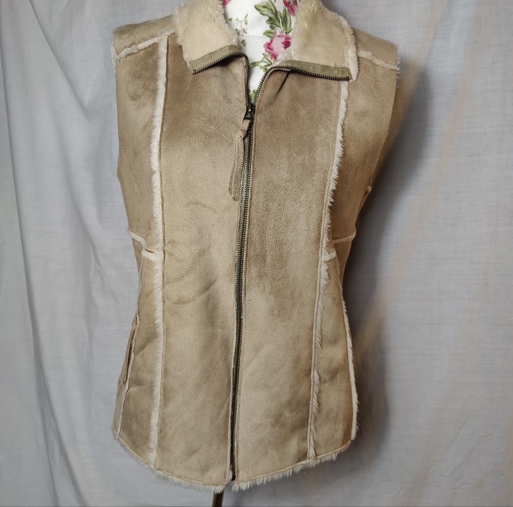 Big Chill Faux Suede Faux Fur Vest Beige Zip Up Faux Fur Lined Western M